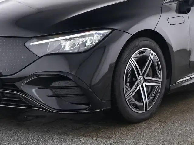 Mercedes-Benz EQE 350