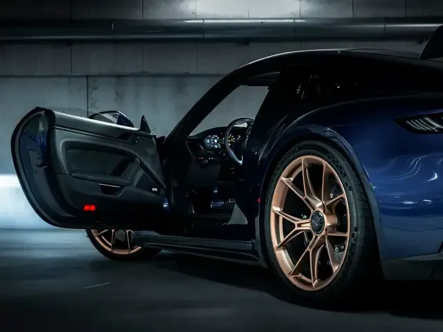 Porsche 992