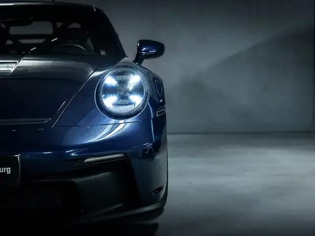 Porsche 992