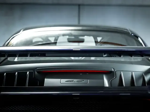 Porsche 992