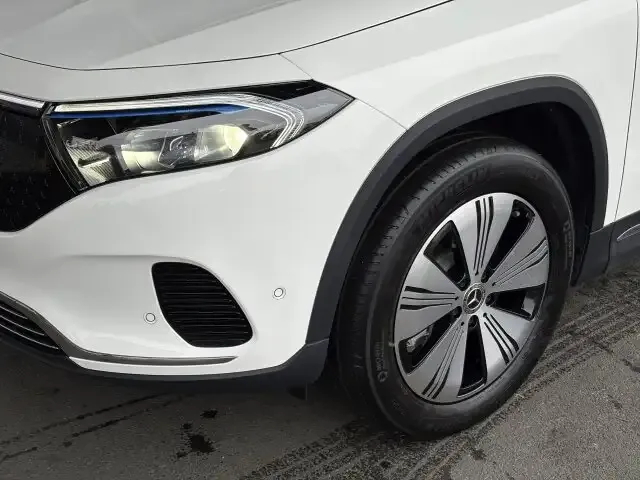 Mercedes-Benz EQA 300