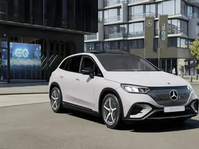 Mercedes-Benz EQE SUV