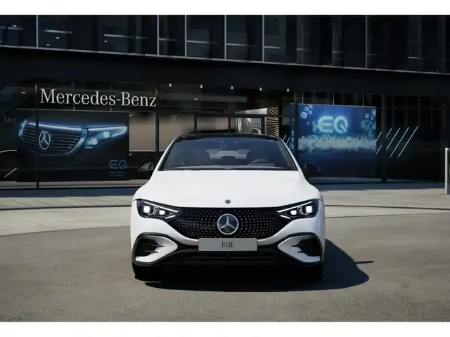 Mercedes-Benz EQE 350
