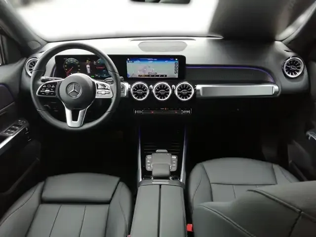 Mercedes-Benz EQB 300