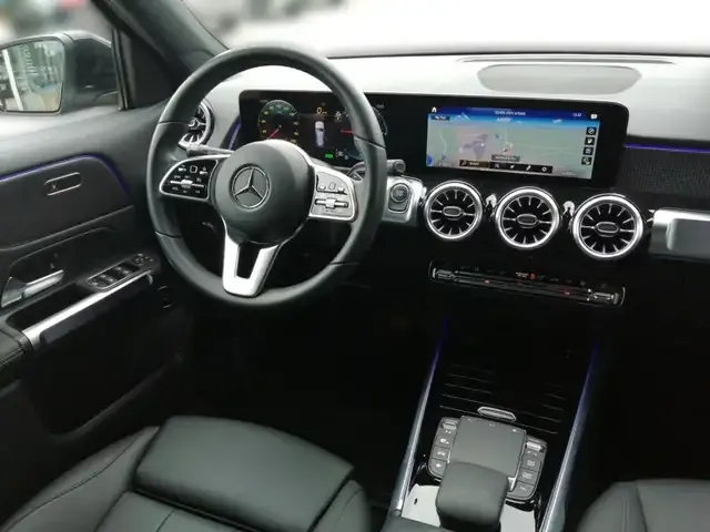 Mercedes-Benz EQB 300