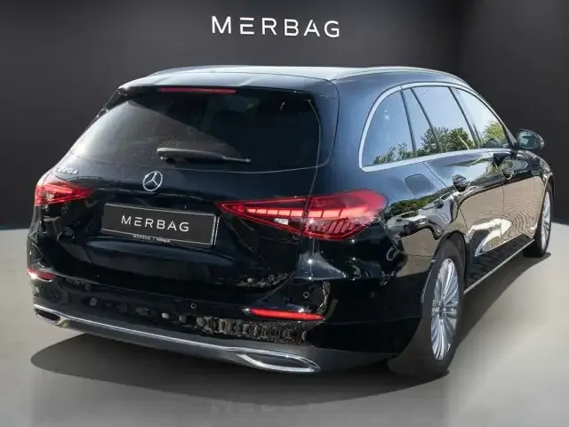 Mercedes-Benz C 220