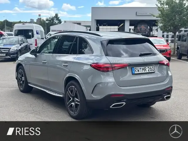 Mercedes-Benz GLC 220