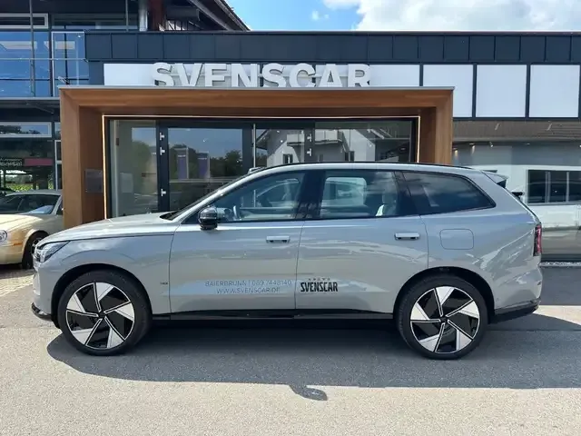 Volvo EX90