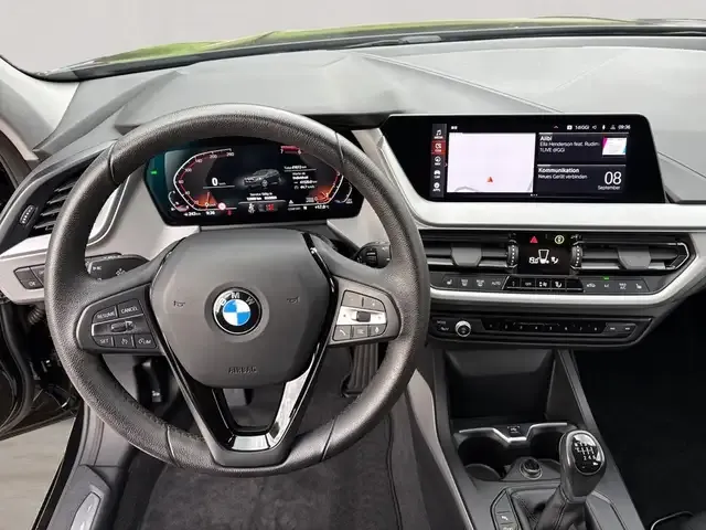 BMW 118