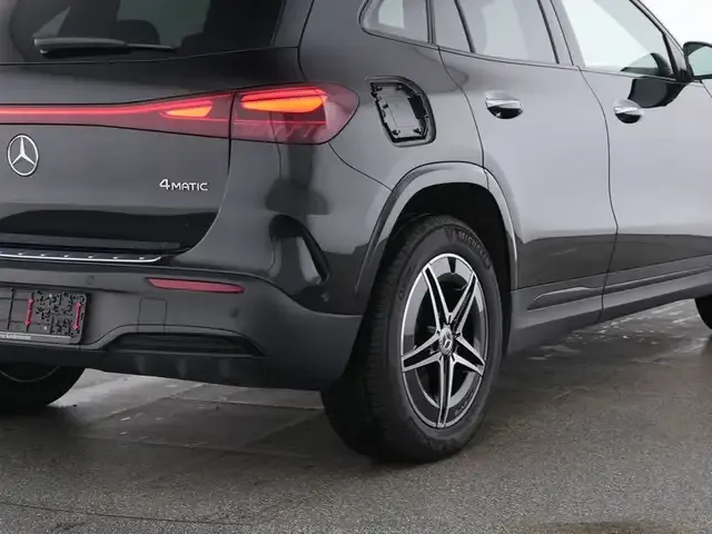 Mercedes-Benz EQA 300