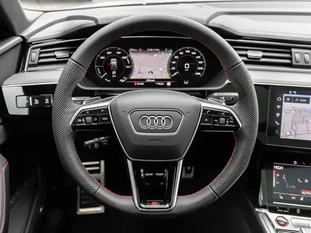 Audi SQ8 e-tron