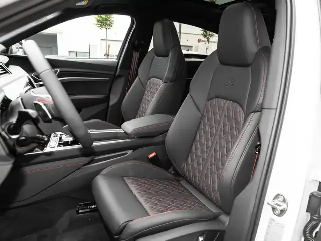Audi SQ8 e-tron