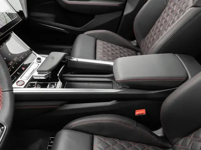 Audi SQ8 e-tron