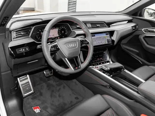Audi SQ8 e-tron