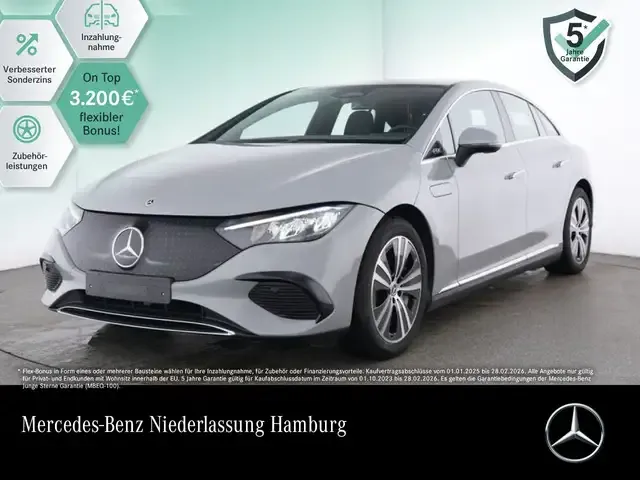 Mercedes-Benz EQE 300