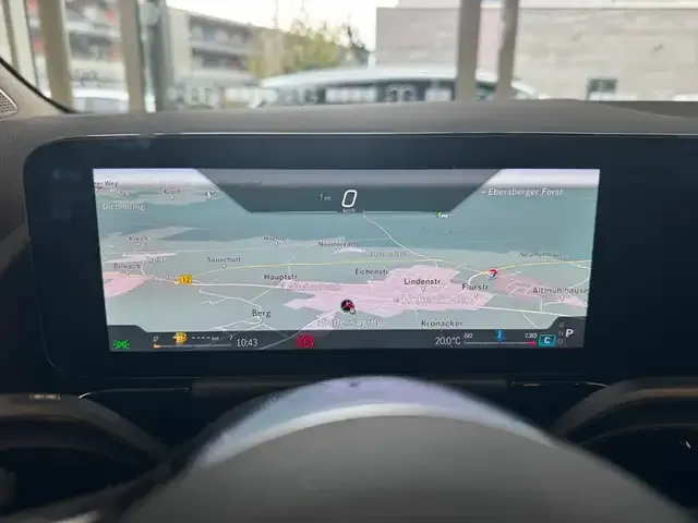 Mercedes-Benz GLA 180