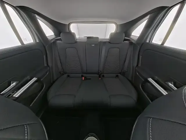 Mercedes-Benz GLA 180