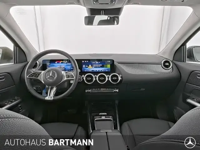 Mercedes-Benz GLA 220