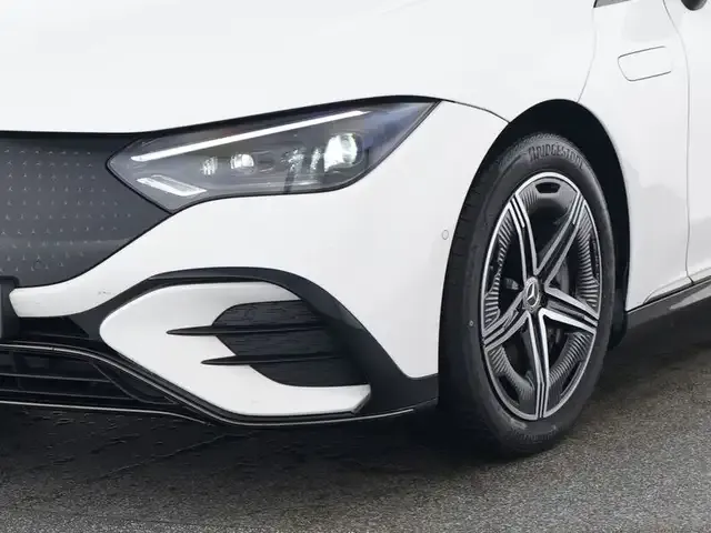 Mercedes-Benz EQE 350