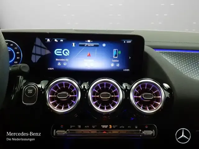 Mercedes-Benz EQA 300