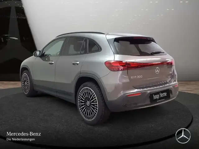 Mercedes-Benz EQA 300
