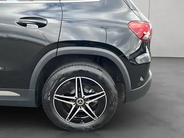 Mercedes-Benz EQA 300