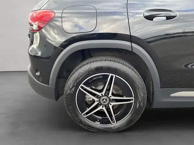 Mercedes-Benz EQA 300