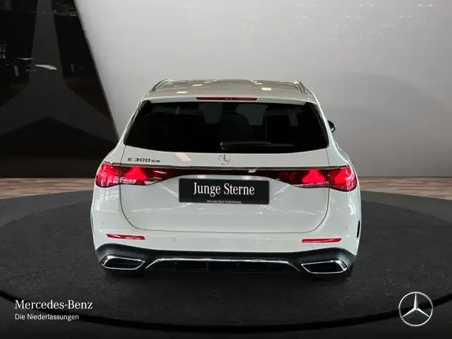 Mercedes-Benz E 300