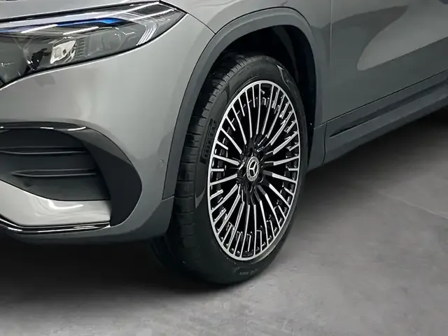 Mercedes-Benz EQA 300