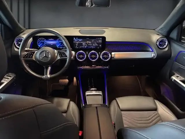 Mercedes-Benz EQB 300