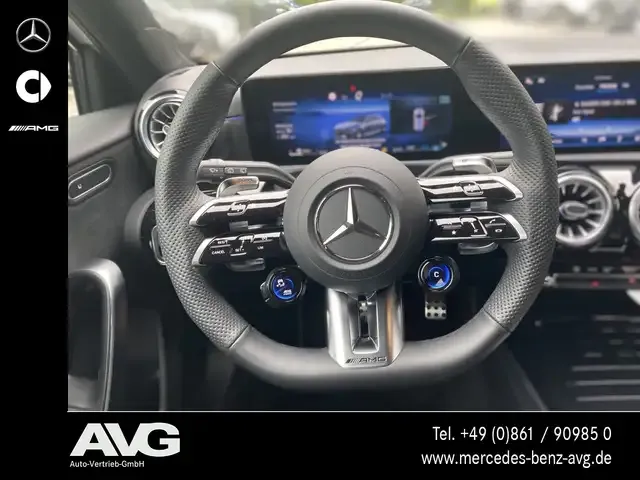 Mercedes-Benz A 35 AMG