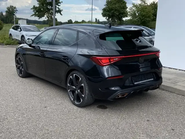 CUPRA Leon