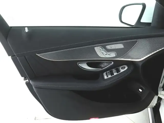Mercedes-Benz EQC 400