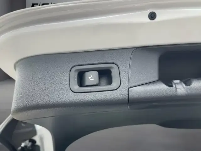 Mercedes-Benz B 220