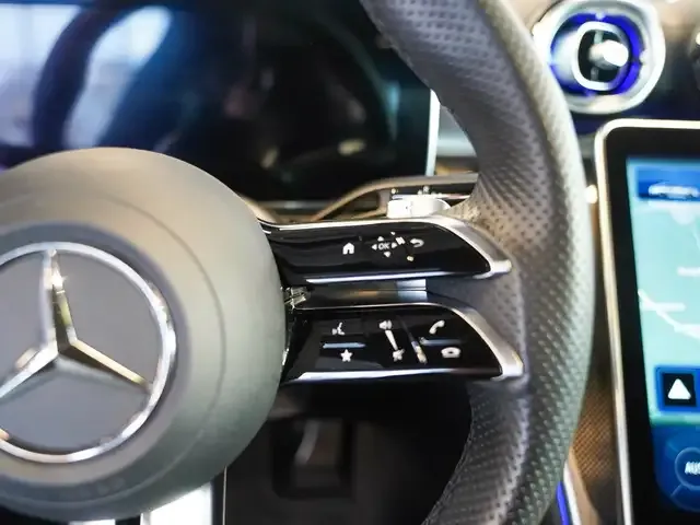 Mercedes-Benz CLE 200