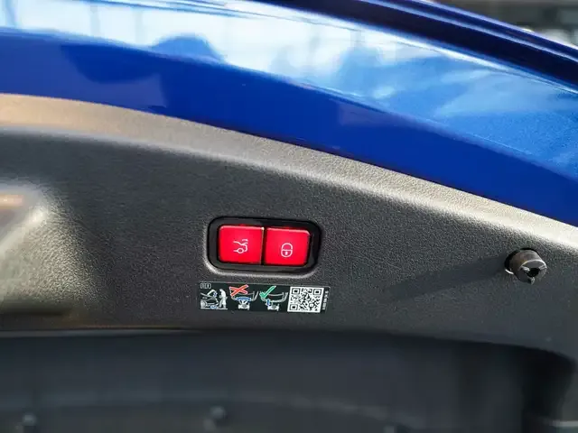 Mercedes-Benz CLE 200