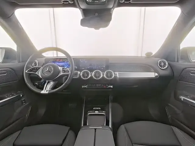 Mercedes-Benz EQB 300