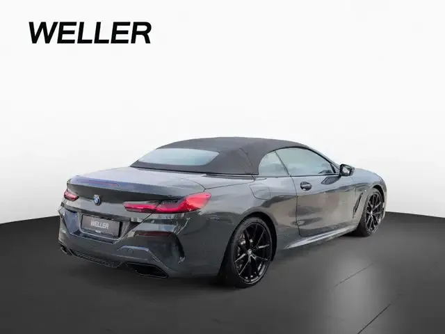BMW 840