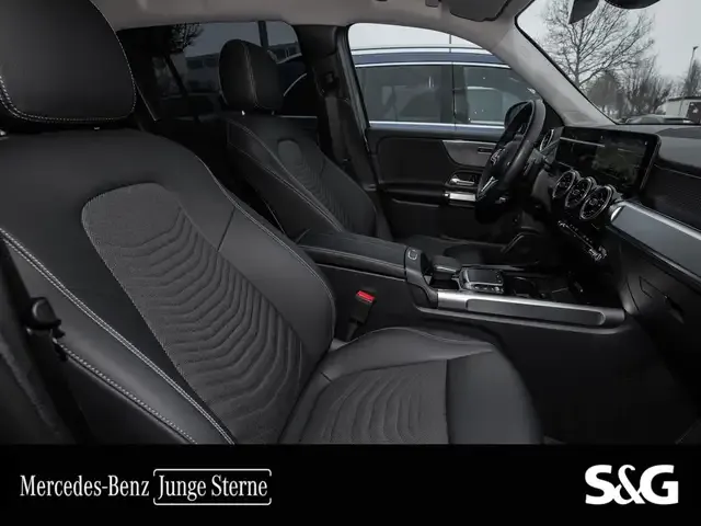 Mercedes-Benz GLB 200