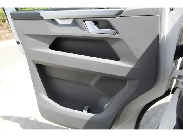 Volkswagen T6.1 California