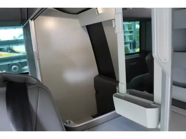 Volkswagen T6.1 California