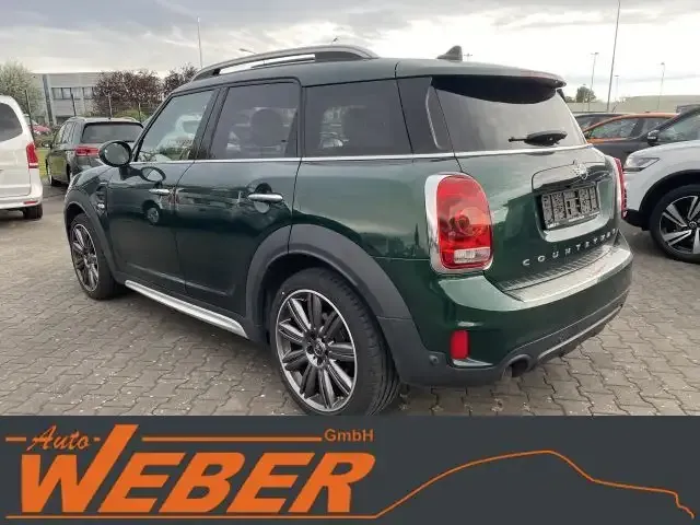 MINI One Countryman