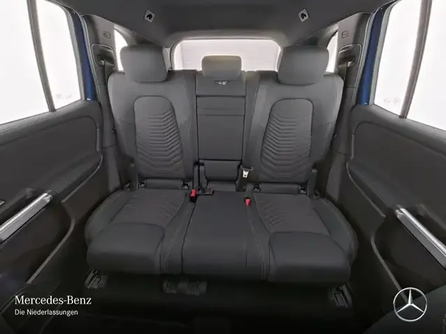 Mercedes-Benz EQB 300