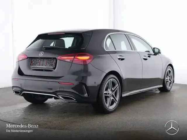 Mercedes-Benz A 220