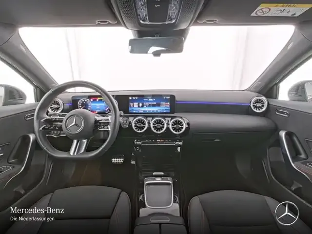 Mercedes-Benz A 220