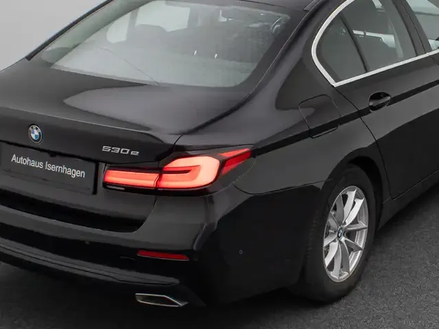 BMW 530