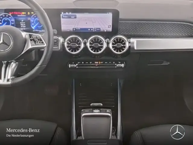 Mercedes-Benz EQB 300