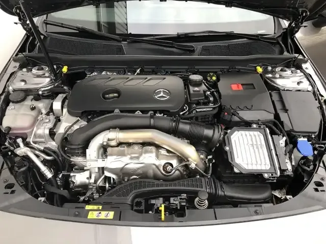 Mercedes-Benz CLA 220
