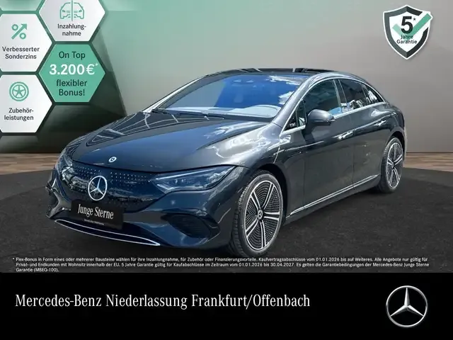 Mercedes-Benz EQE 300