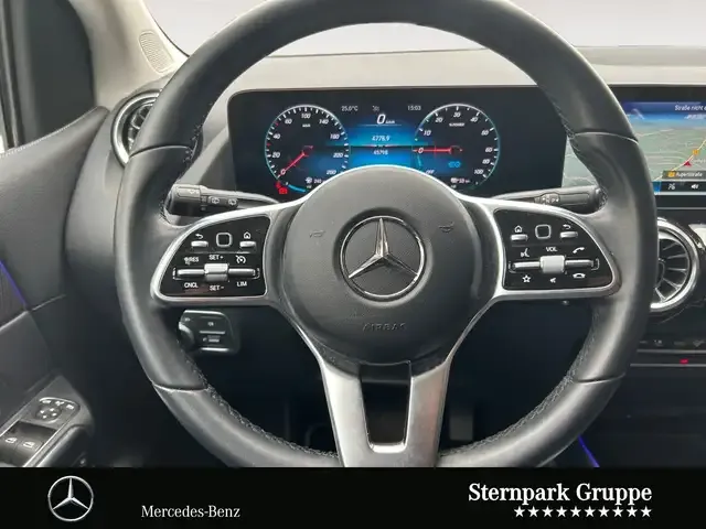 Mercedes-Benz B 250